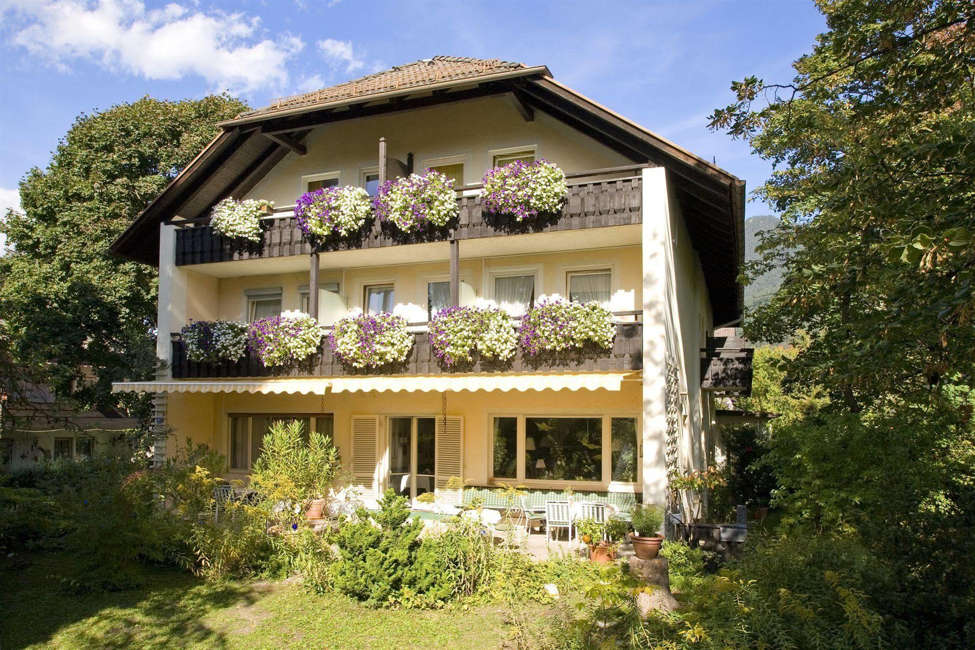 Bavaria Biohotel Гармиш-Партенкирхен Екстериор снимка